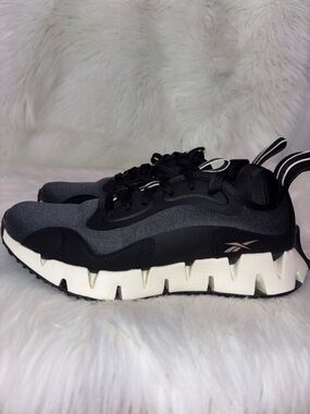 Reebok Black and Gray Zig Sole Athletic Sneakers